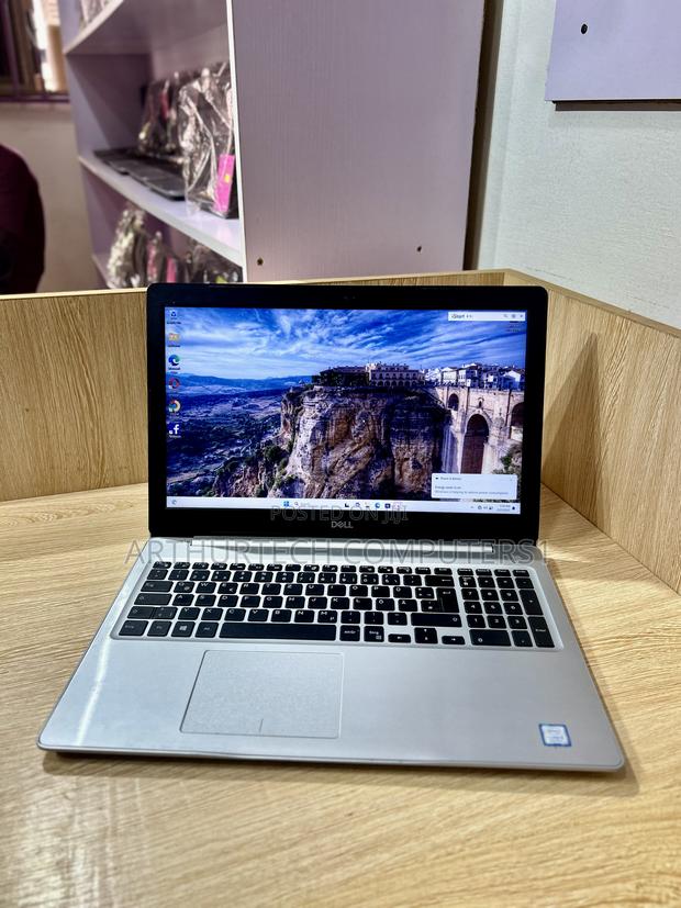 Laptop Dell Inspiron 15 16GB Intel Core I5 SSD 512GB · Photo 2