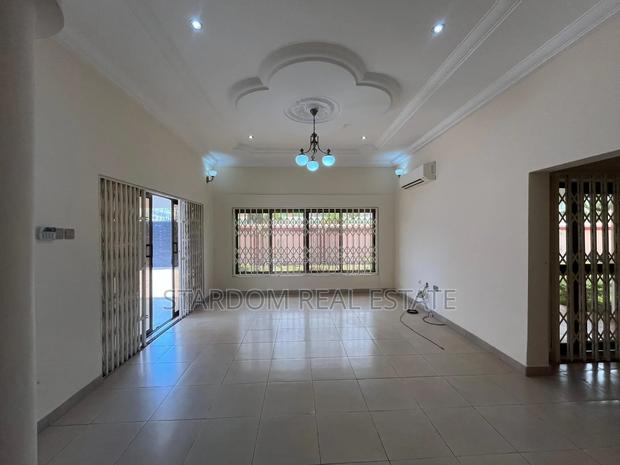 3bdrm House in Trassacco Area, East Legon for rent · Photo 4