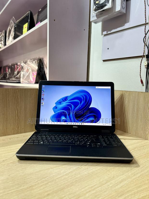Laptop Dell Latitude E6540 8GB Intel Core I5 SSD 128GB · Photo 1