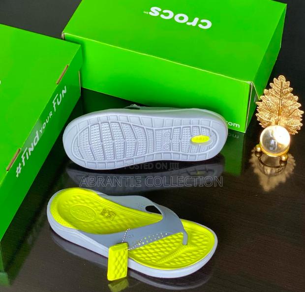 Crocs Lite Rider Slides · Photo 1