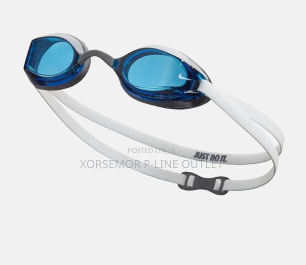 Professional Swimming Shield · Photo 2