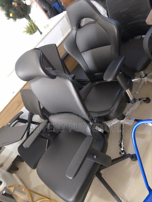 Foreign Ergonomic Chair · Photo 3