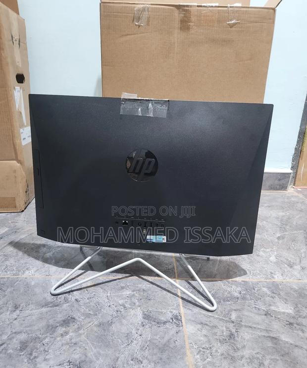 New Desktop Computer HP AiO 24 8GB Intel Core i5 HDD+SSD 1T · Photo 3