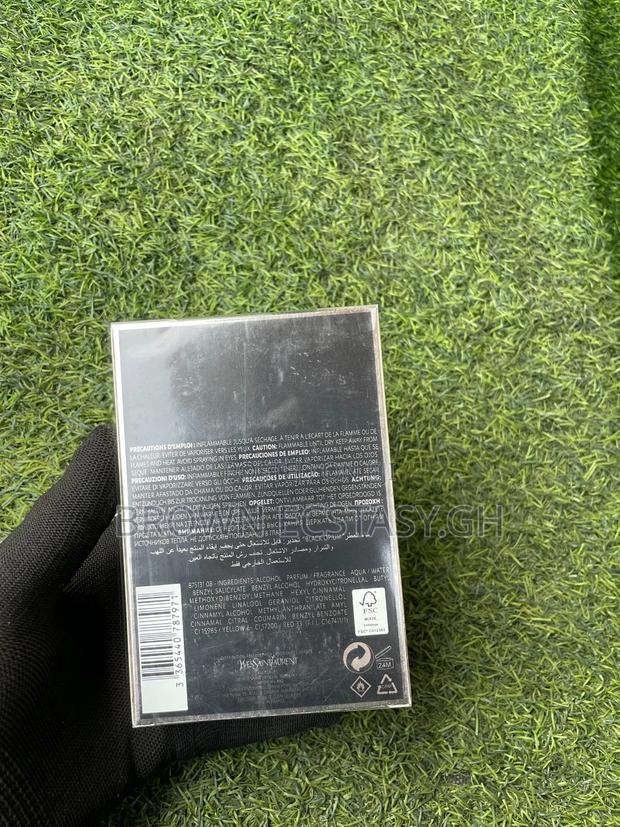 Yves Saint Laurent Black Opium Perfume · Photo 3