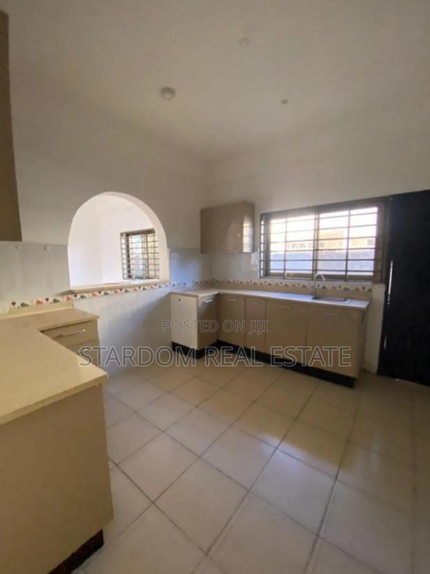 2bdrm Apartment in Com20 Road, Spintex for rent · Photo 3