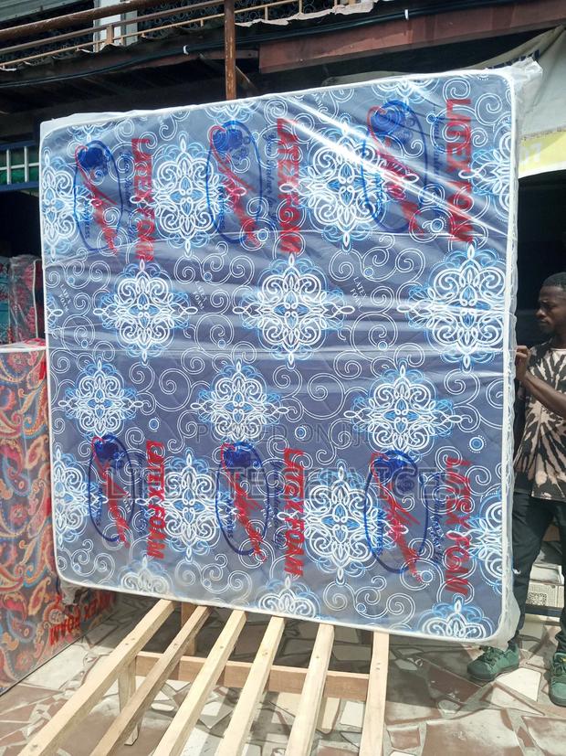 12" King Size Mattress(Standard Density) Latex · Photo 3