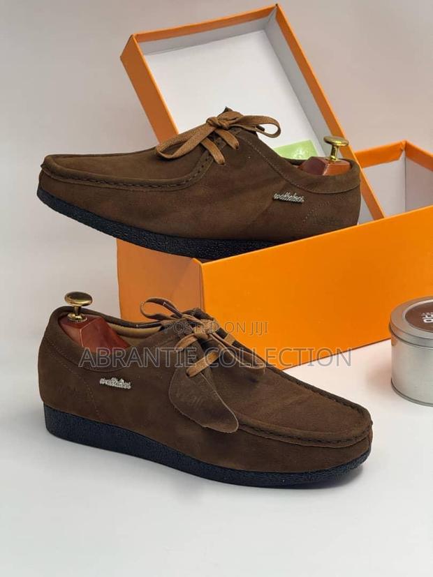 Original Clarks Suede Wallabies · Photo 1