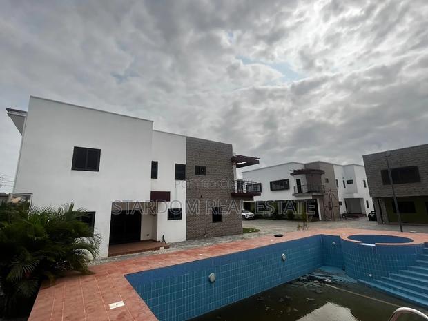 3bdrm Townhouse / Terrace in Adjiringanor, East Legon for rent · Photo 1