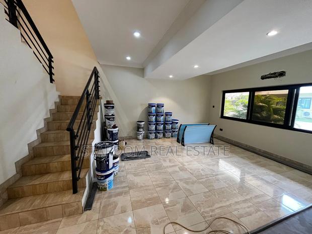 3bdrm Townhouse / Terrace in Adjiringanor, East Legon for rent · Photo 3