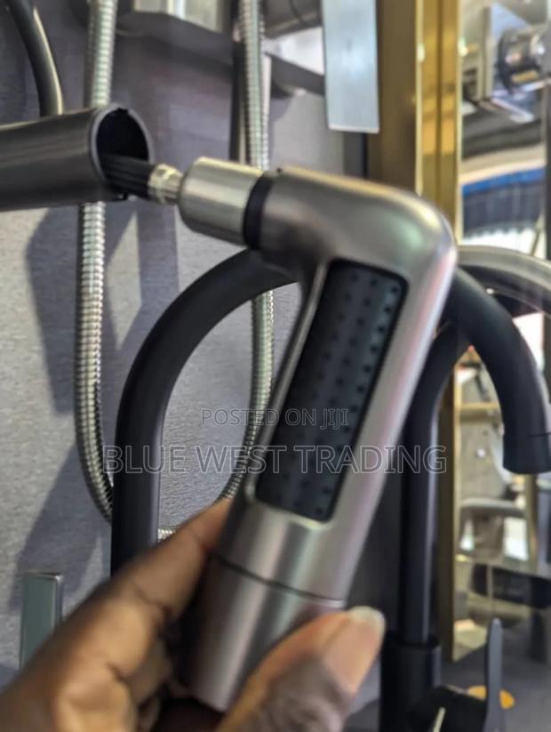 Ritorno Pull Out Sink Tap _ Pull Out Faucet · Photo 5