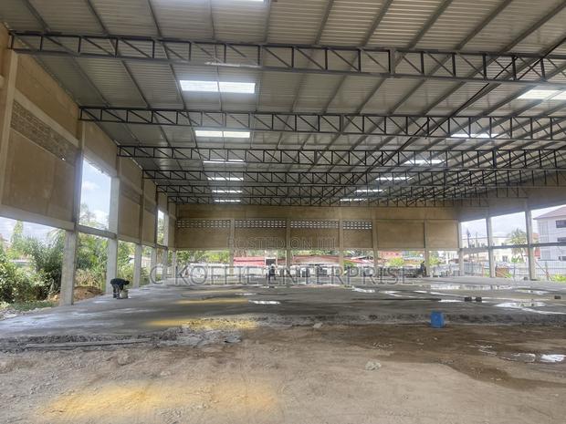 1750 SQM Warehouse at North Kaneshie Industrial Area for Rent · Photo 3