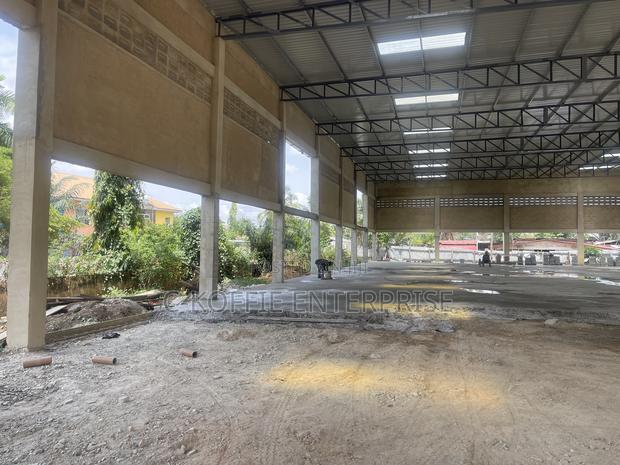1750 SQM Warehouse at North Kaneshie Industrial Area for Rent · Photo 6
