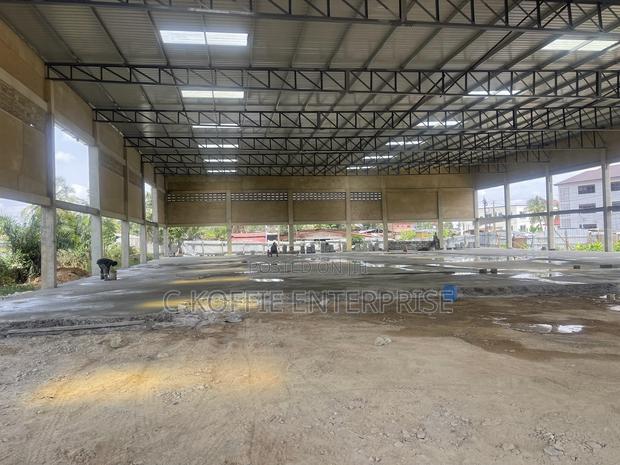 1750 SQM Warehouse at North Kaneshie Industrial Area for Rent · Photo 8