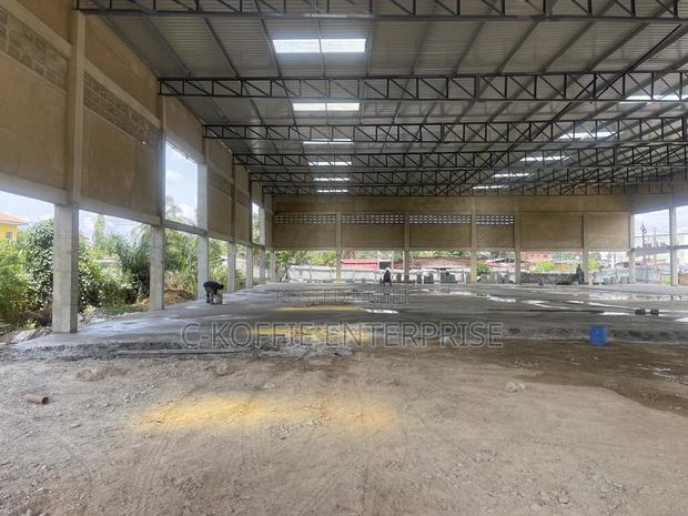1750 SQM Warehouse at North Kaneshie Industrial Area for Rent · Photo 7