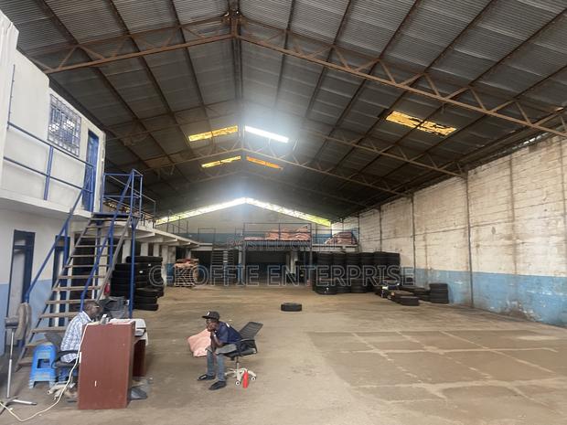 1000 SQM Warehouse at North Kaneshie Industrial Area · Photo 6