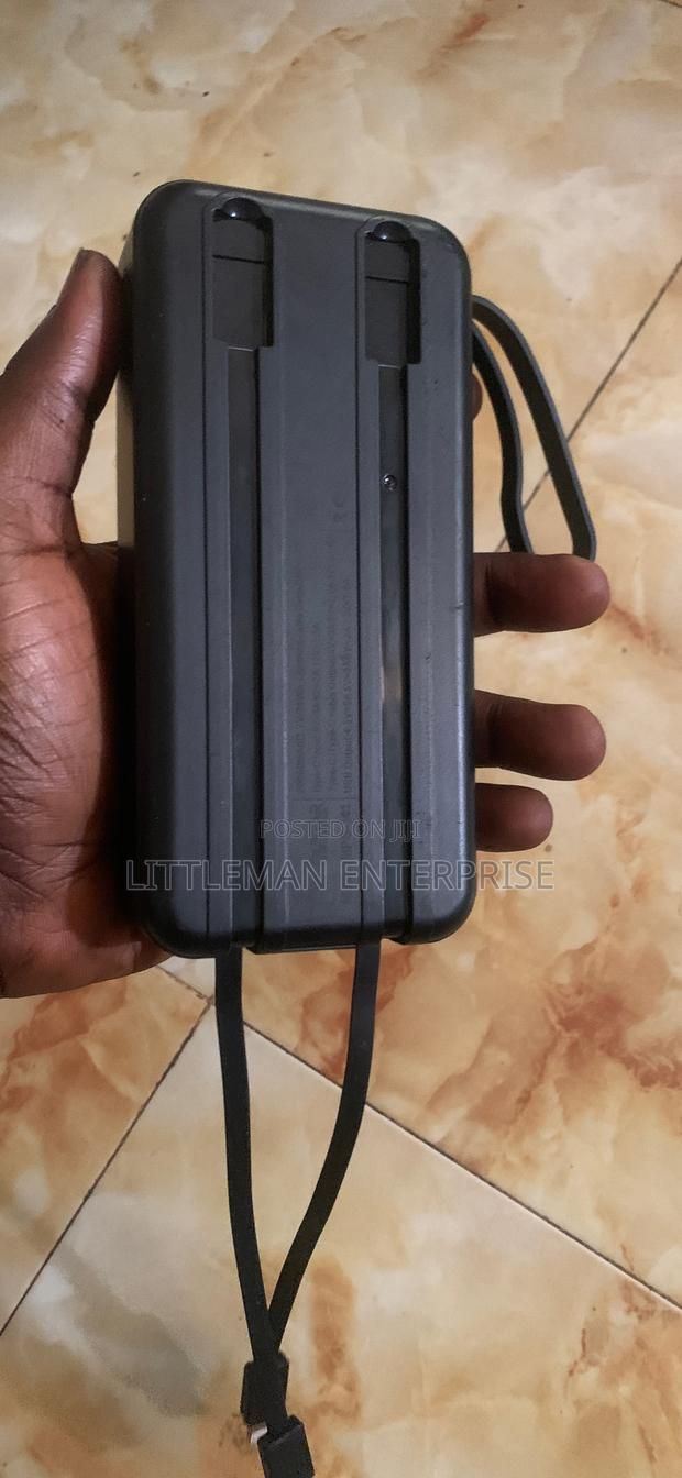 Power Bank · Photo 2