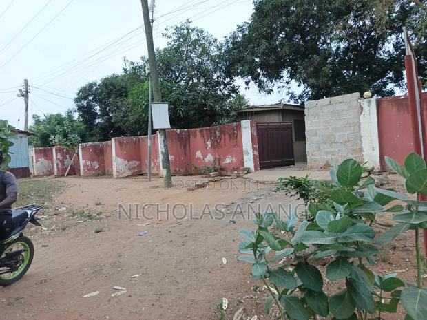 Genuine 3 Bedroom House for Sale · Photo 2