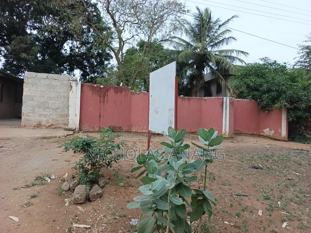 Genuine 3 Bedroom House for Sale · Photo 1