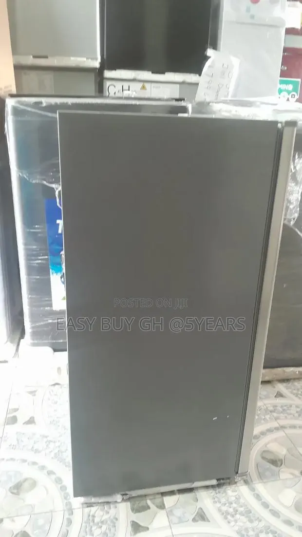 Portable Sigma 93l Refrigerator for Home and Office · Photo 1
