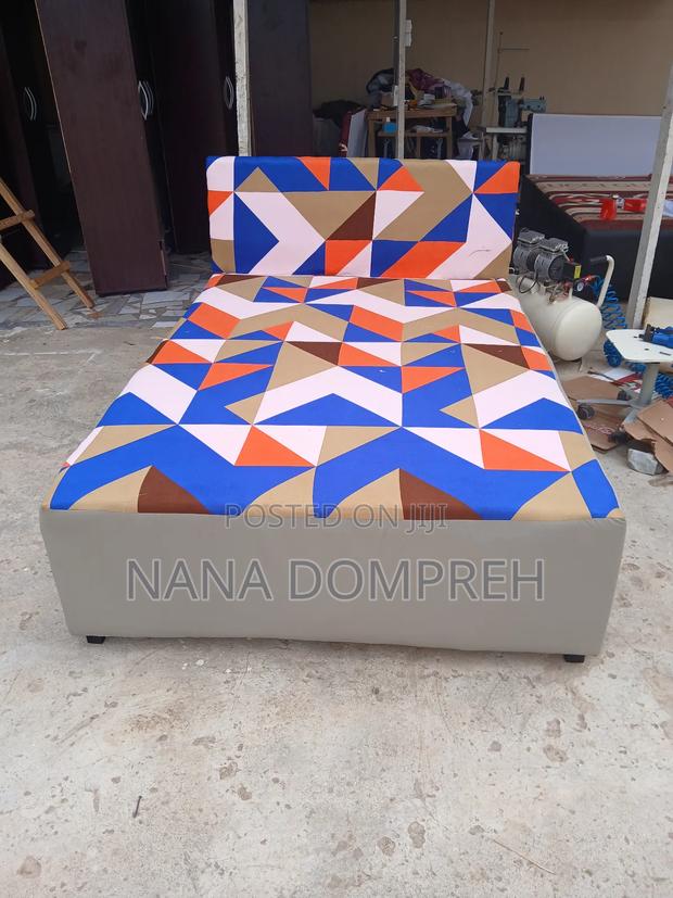 Multi Coloured Double Bed · Photo 1