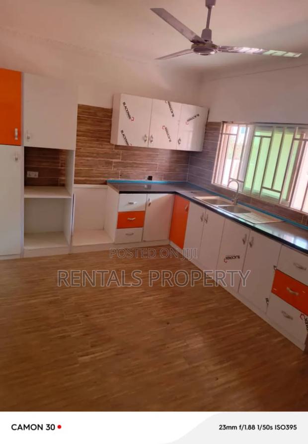 3bdrm House in Frafraha for rent · Photo 8