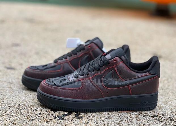 Nike Air Force 1 Halloween · Photo 2