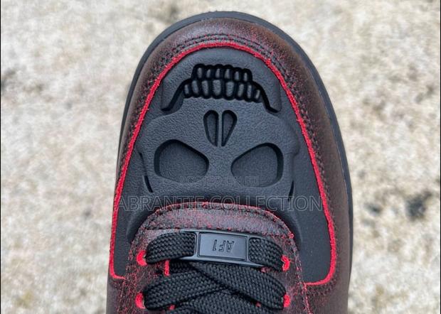 Nike Air Force 1 Halloween · Photo 3
