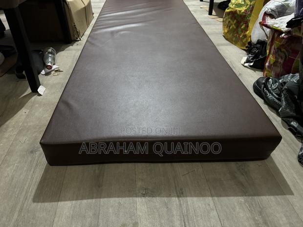 Student Mattress for Sale · Photo 1
