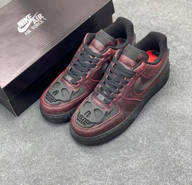 Nike Air Force 1 Halloween · Photo 1