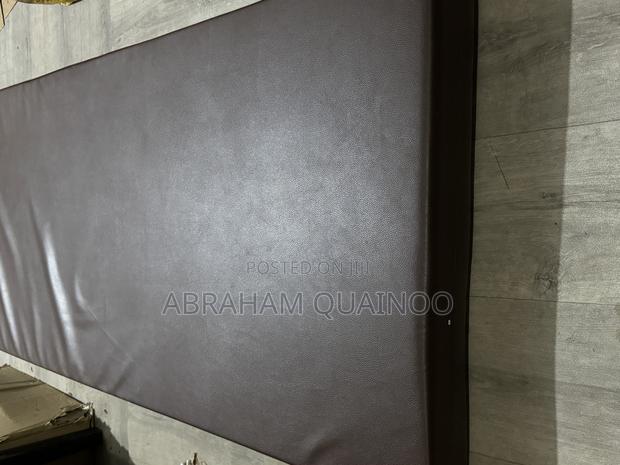 Student Mattress for Sale · Photo 1