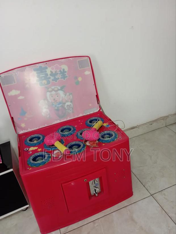 Whack the Duck Game Machine( Arcade Game) · Photo 2