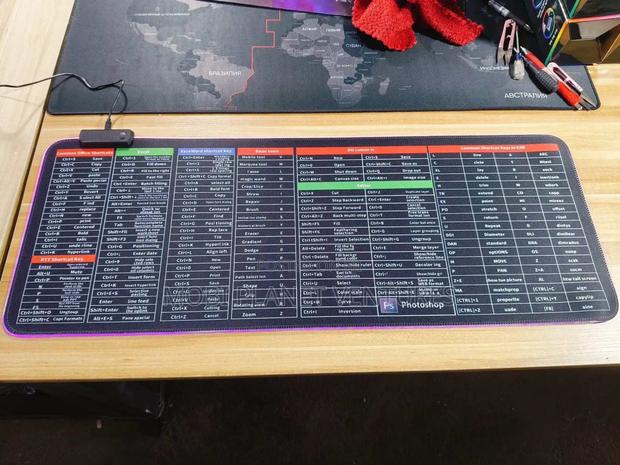 Xxl Mousepads With Rgb Lights · Photo 1