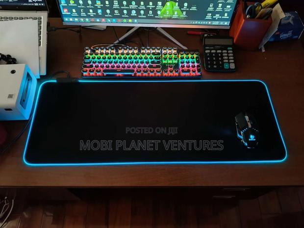 Xxl Mousepads With Rgb Lights · Photo 7