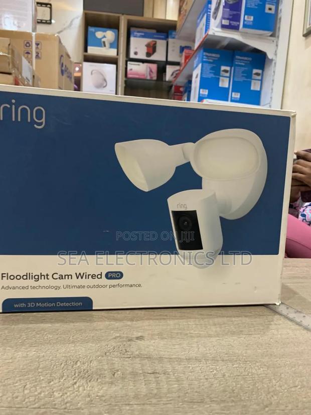 3d Motion Detection Ring Floodlight Cam Very Clear · Photo 1