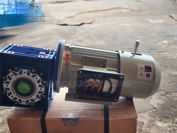 Worm Gear Motors With Brake/Clutch · Photo 2
