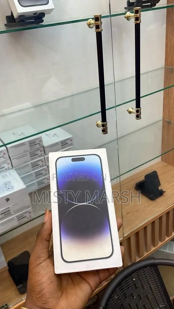 New Apple iPhone 14 Pro Max 256 GB Black · Photo 1