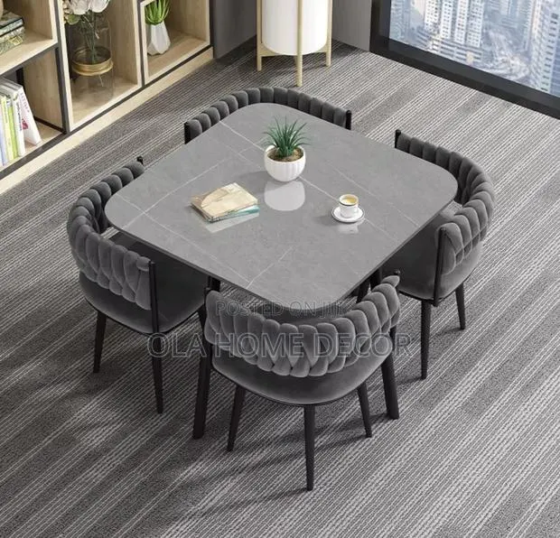 Dinning Table · Photo 1