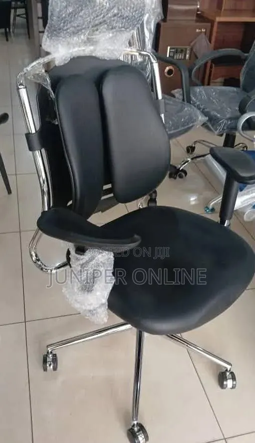 Office Swivel Chair Back Hold · Photo 1