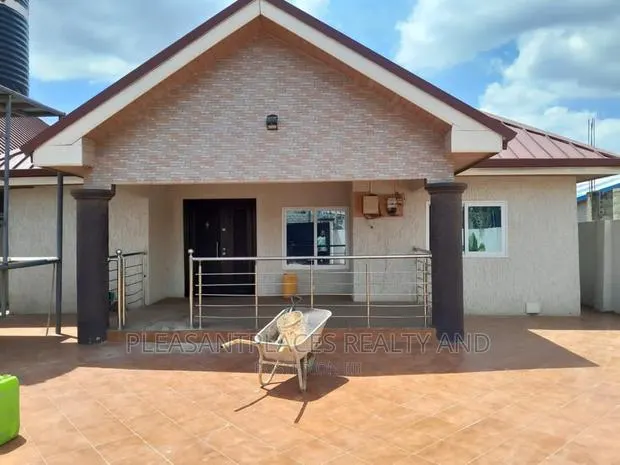 4bdrm Apartment in Pleasantplaces, Lake Side Estate for rent · Photo 1