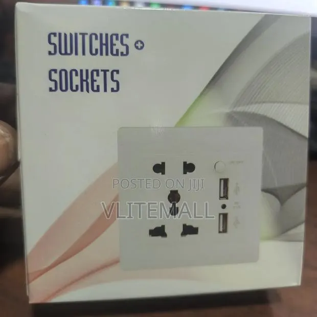 Single Socket With Double USB · Photo 1
