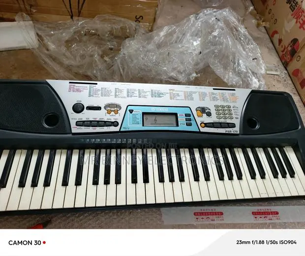 Yamaha PSR 170 · Photo 1