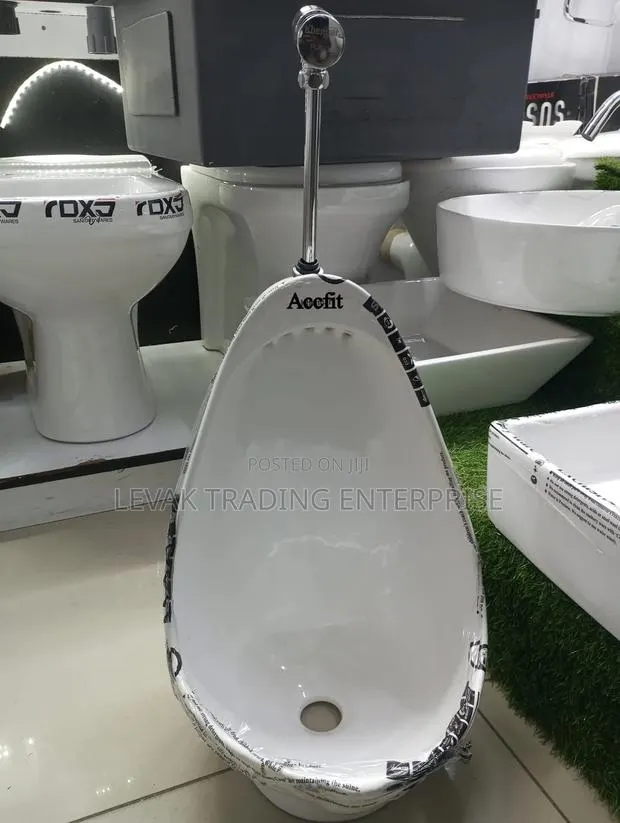 Universe Urinal Bowl - Bidet · Photo 1