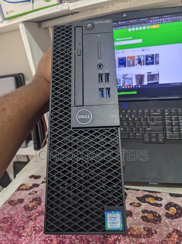 Desktop Computer Dell OptiPlex 3060 8GB Intel Core i7 SSD 512GB · Photo 1