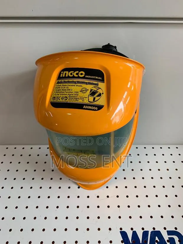 Auto-Darkening Welding Helmet Yellow - Ahm006 · Photo 1