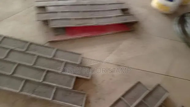 Molds for Concrete · Photo 1