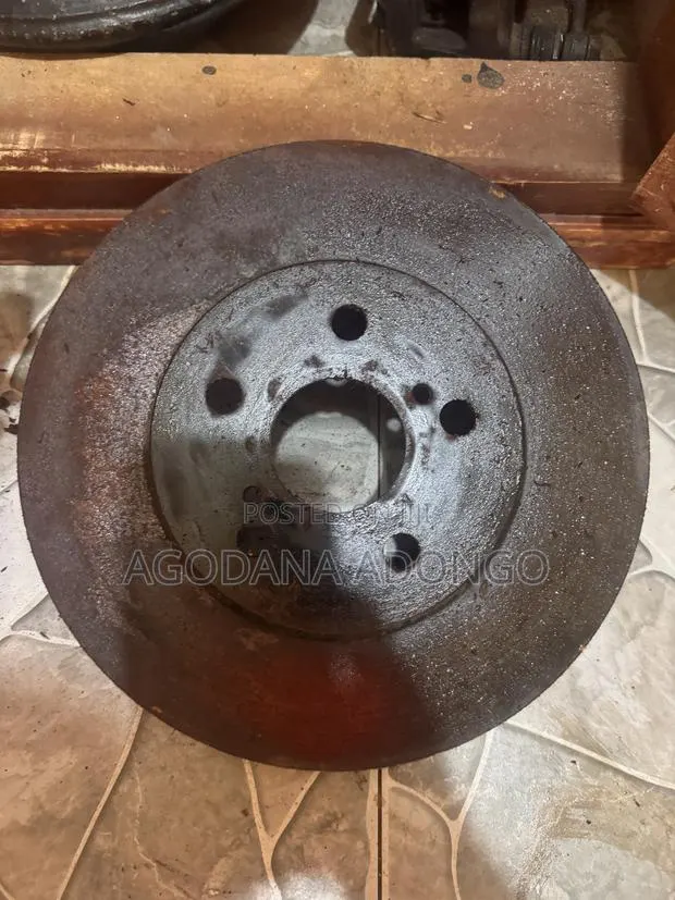 2004-2008 Toyota Corolla, Matrix, Vibe Front Disc Brake · Photo 1