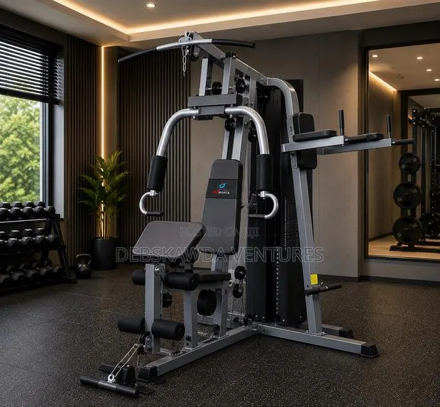 Multi Station Home Gym · Photo 1