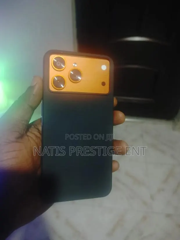 Oppo A17K 64 GB Orange · Photo 1