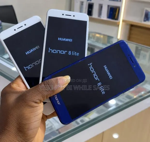 Honor 8 Lite 16 GB Blue · Photo 1