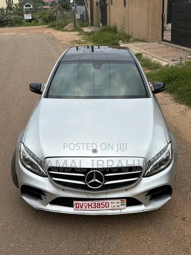Mercedes-Benz C300 Base C300 RWD Sedan 2018 Silver · Photo 1